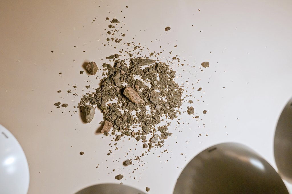 Das Foto zeigt das Untergeschoss des Edith-Russ-Hauses mit dem Kunstwerk von Thorsten Lauschmann: Lifelike. Foto Franz J Wamhof © Edith-Russ-Haus