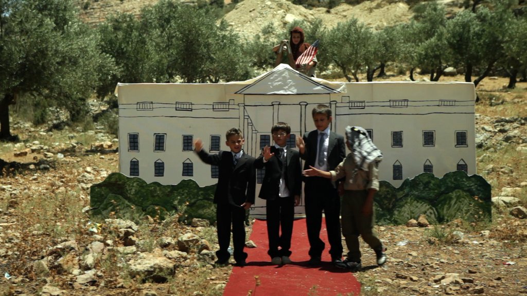 Dies ist eine Abbildung des Kunstwerks The Goodness Regime, Videostill © Jumana Manna & Sille Storihle 2013