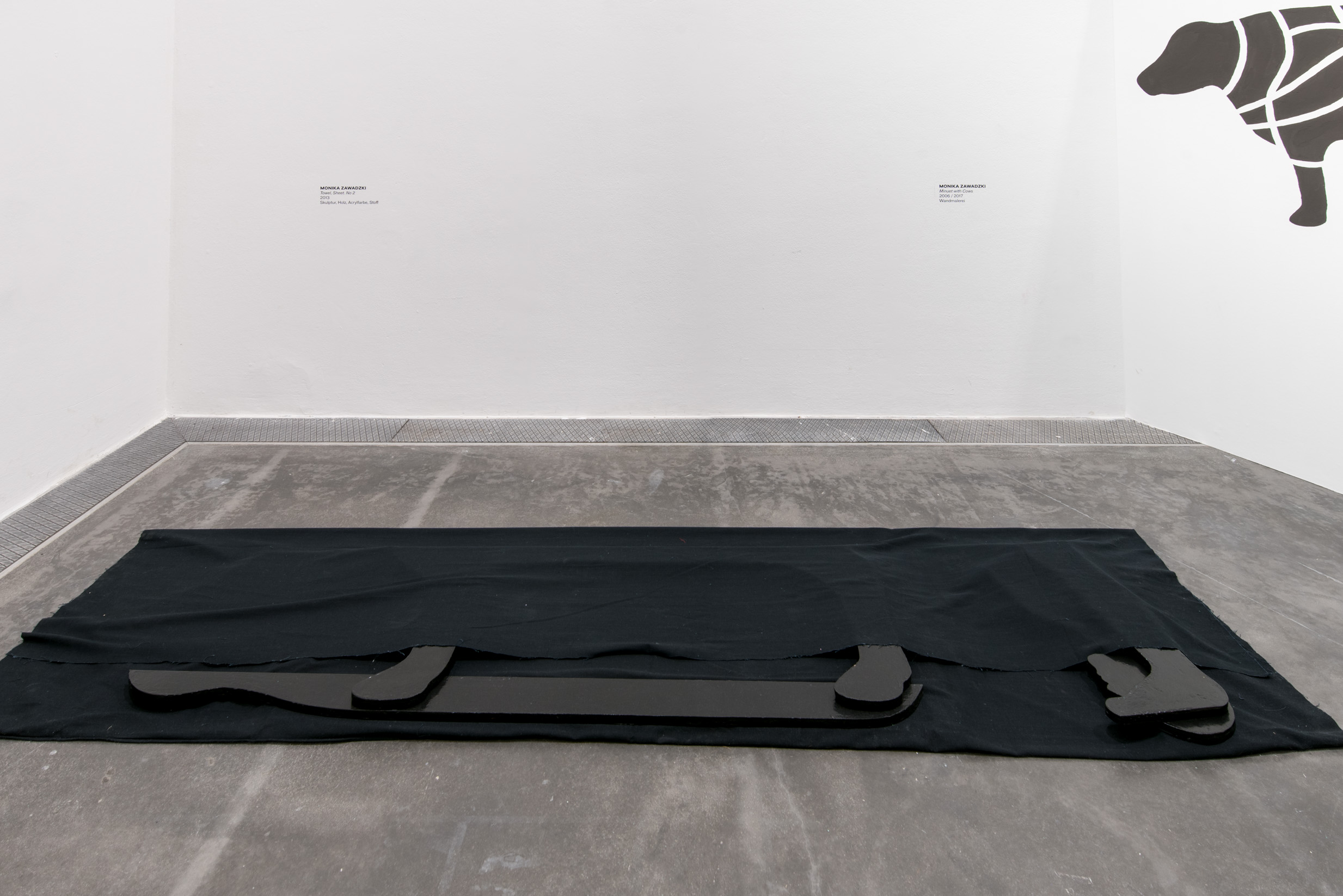 The photo shows the upper floor of the Edith Russ House with the artwork by Monika Zawadzki: Towel, Sheet. No 2. Photo © Edith-Russ-Haus