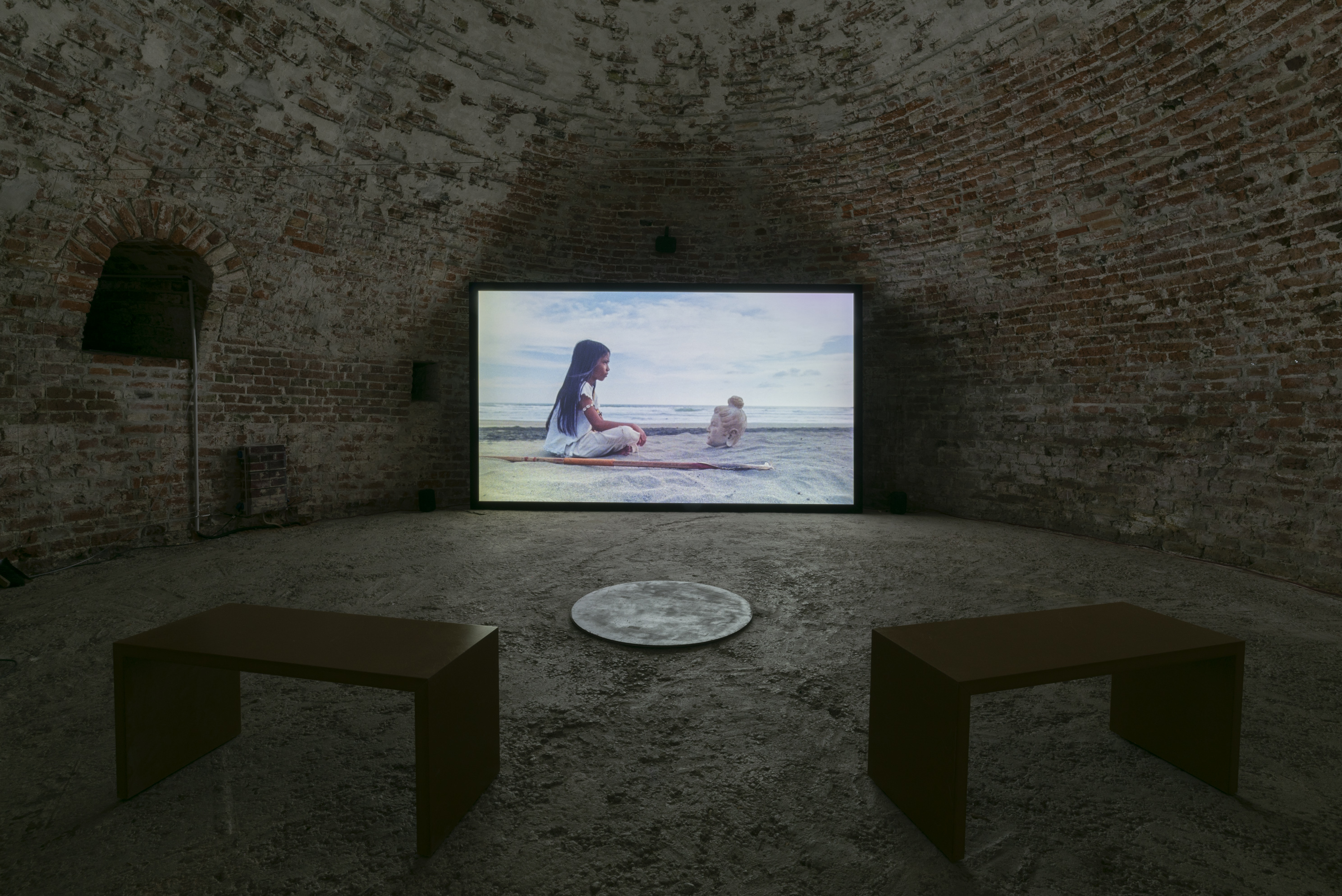 Tuần Andrew Nguyễn: The Boat People, Installation Pulverturm. Photo © Edith-Russ-Haus 2023