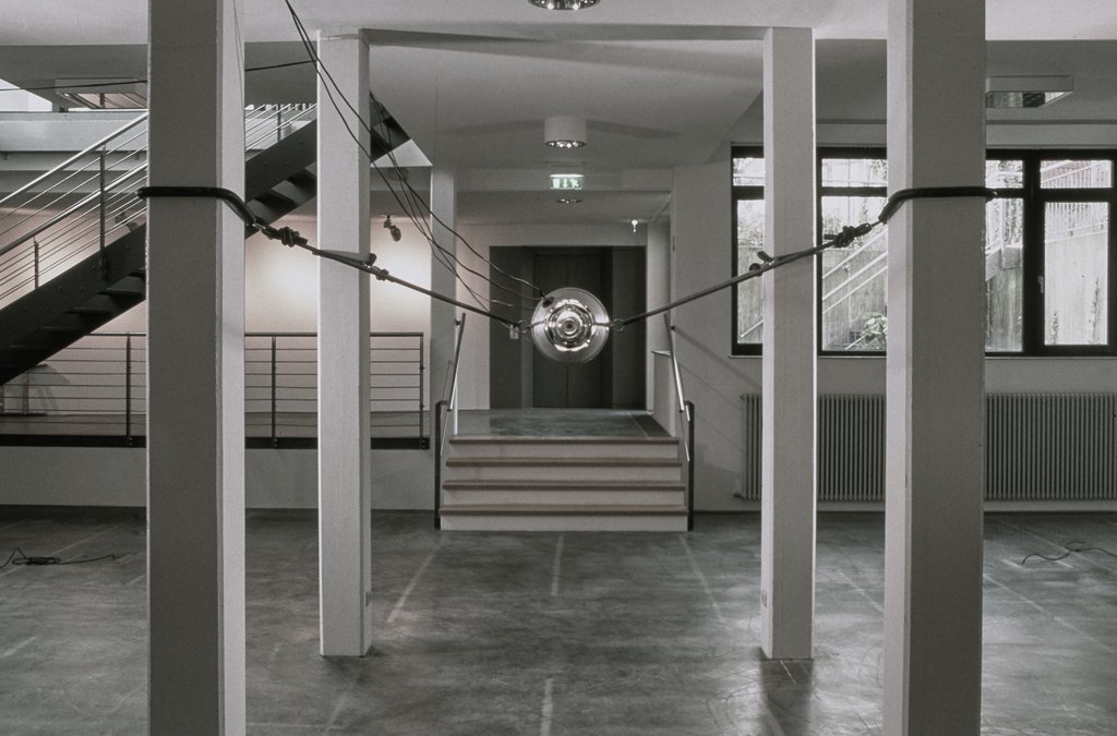 The photo shows the basement of the Edith Russ House with the artwork by Mark Bain: Sonusphere. Photo © Edith-Russ-Haus