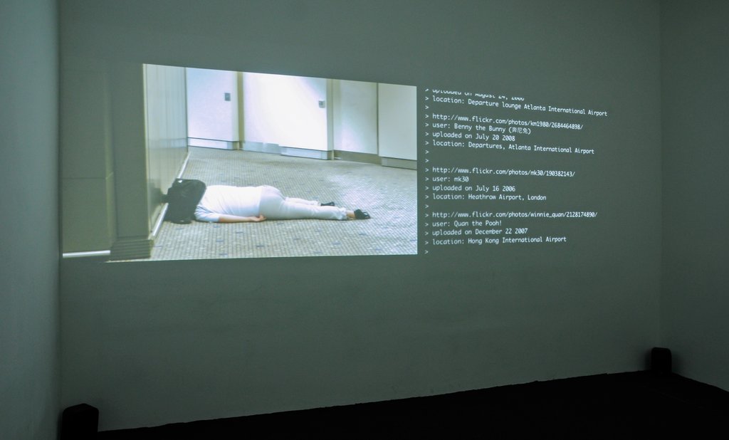 Jon Thomson & Alison Craighead: A short film about war. Foto Franz J Wamhof © Edith-Russ-Haus