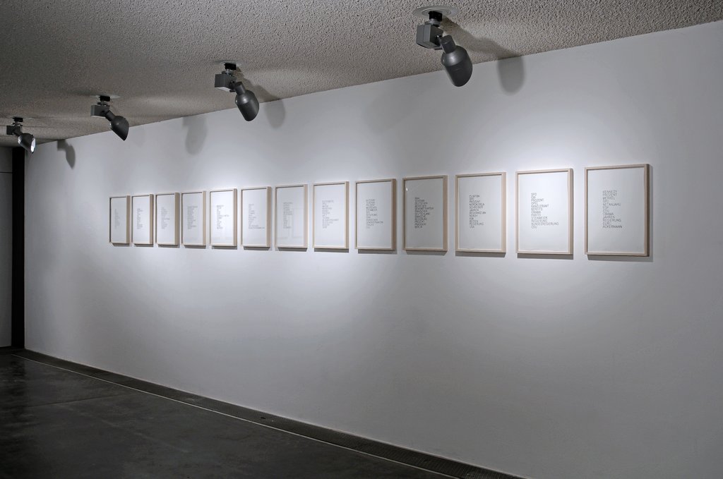 Das Foto zeigt das Untergeschoss des Edith-Russ-Hauses mit dem Kunstwerk von Julius Popp: Lithographien. Foto Franz J Wamhof © Edith-Russ-Haus